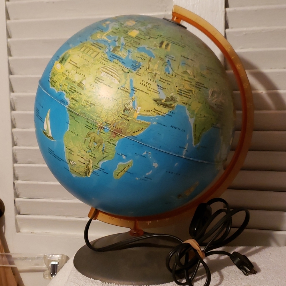 Vintage World Illuminated Globe